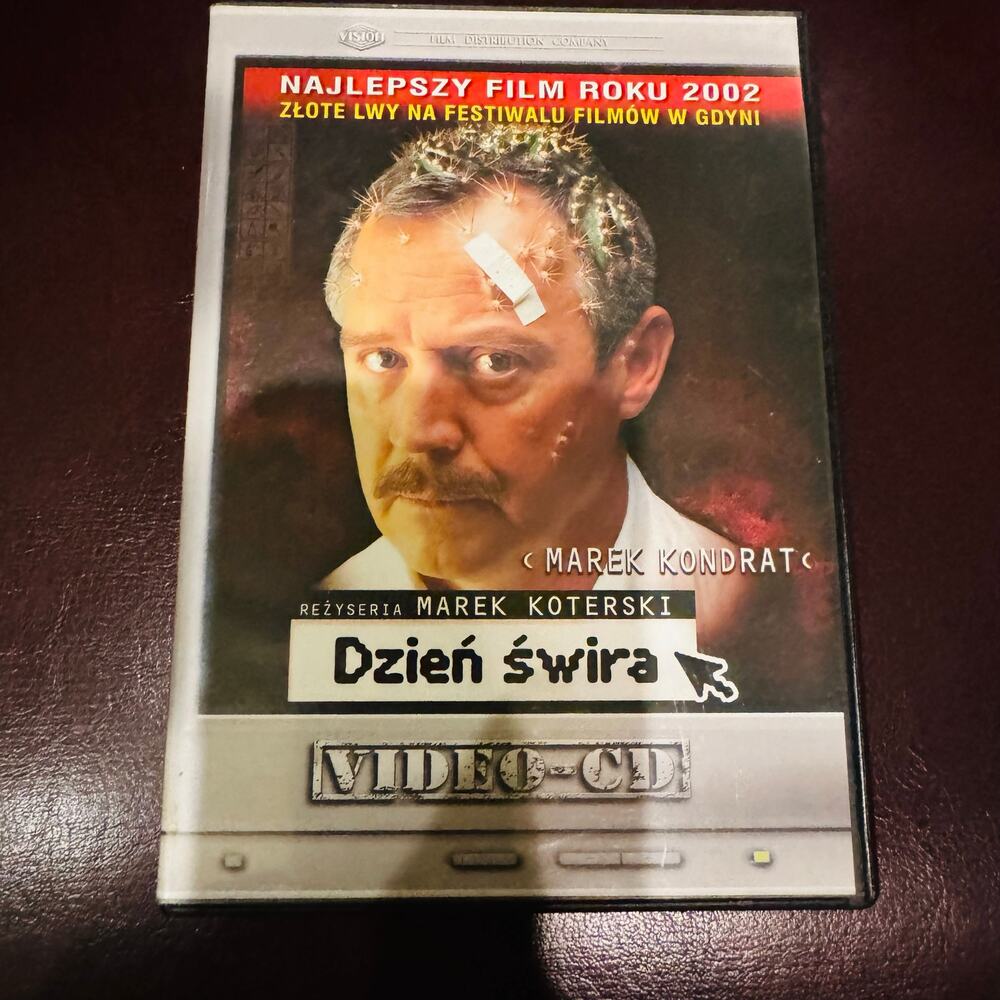 DZIEN SWIRA VCD Studio Filmowe
Zebra 2002 Marek Kondrat VCD